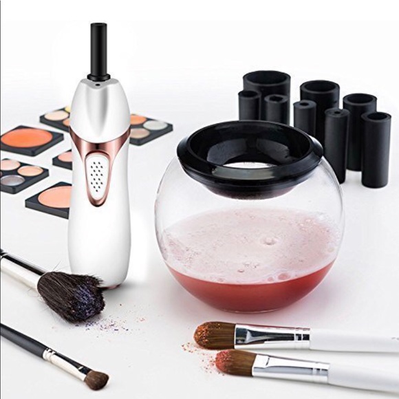 Electric Makeup Brush Cleaner & Dryer Kit - Picture 6 of 7